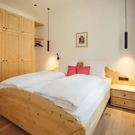 Freienfeldhof Pink Lady Apartment *